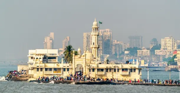 Siddhivinayak temple and haji ali dargah