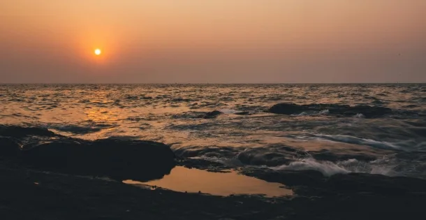 night places to visit in juhu beach